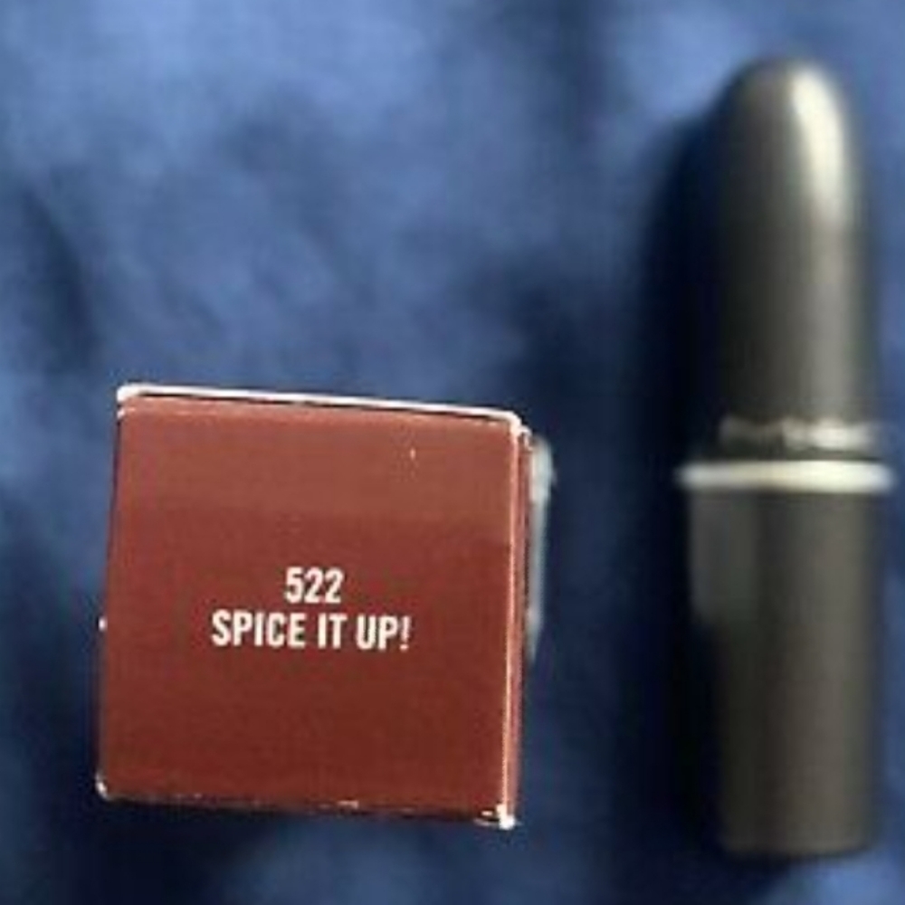 MAC Luster Lipstick - Picture 3 of 4